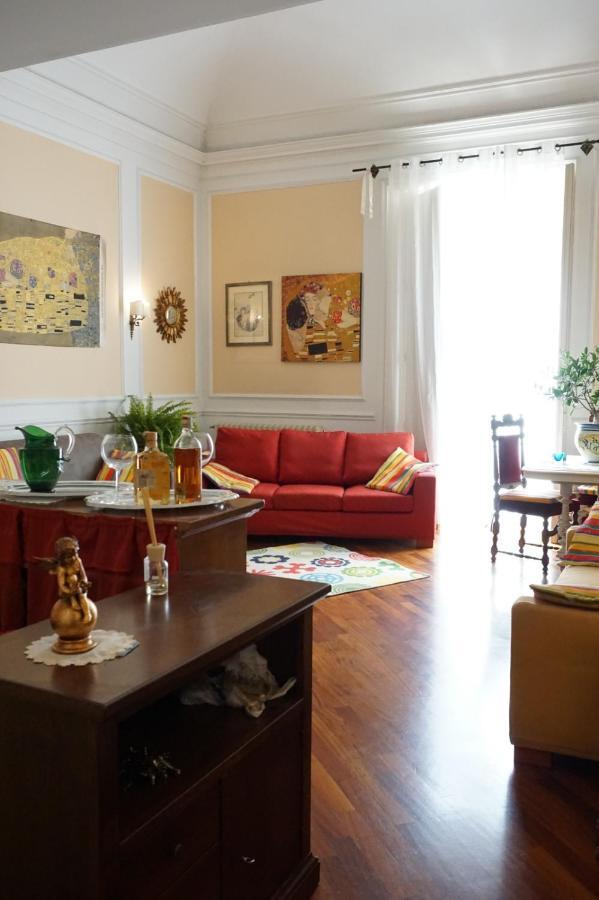 Elegante Appartamento Centro Storico كاتانيا المظهر الخارجي الصورة