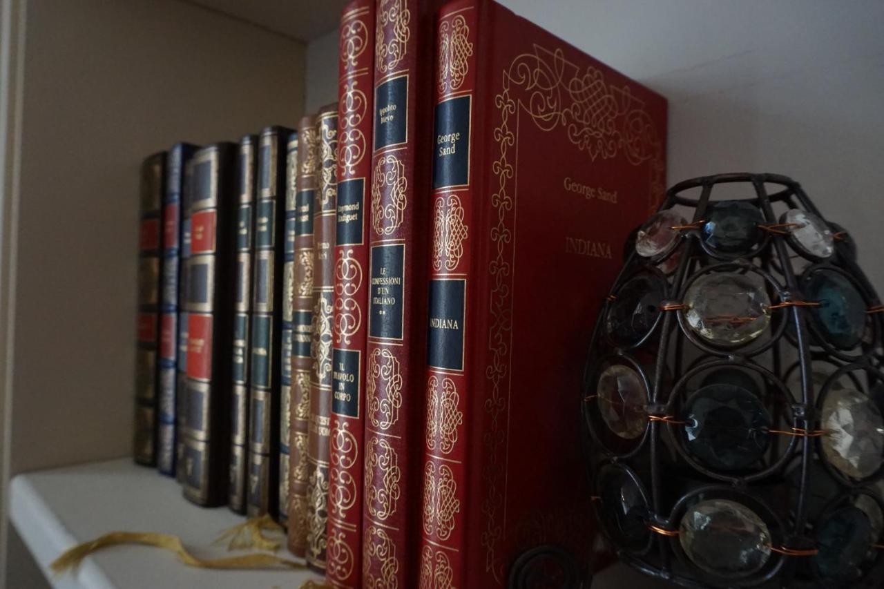 Elegante Appartamento Centro Storico كاتانيا المظهر الخارجي الصورة